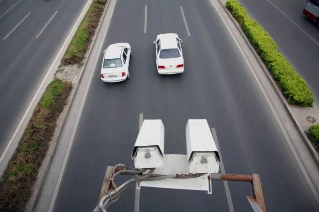 道路交通监控摄像头_交通路口监控摄像头_摄像监控道路交通头怎么用