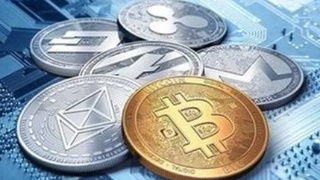 加密货币和普通货币,对比与融合的未来展望